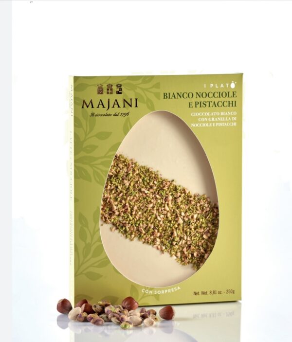 PLATO' BIANCO NOCCIOLE E PISTACCHI