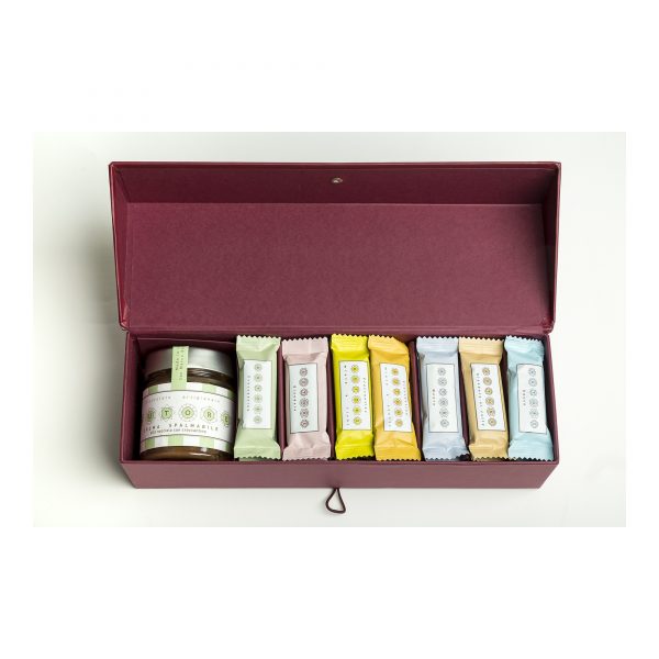 CONFEZIONE REGALO CON CROCCANTINI E CREMA - Autore - immagine 2