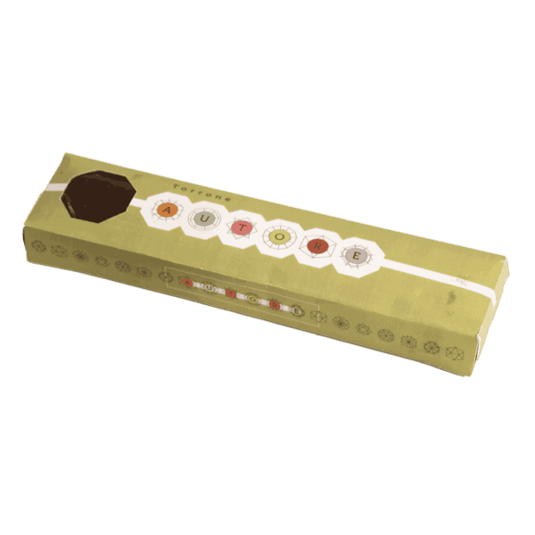 TORRONE FRIABILE con CUORE DI PAN DI SPAGNA RICOPERTO DI CIOCCOLATO - immagine 2