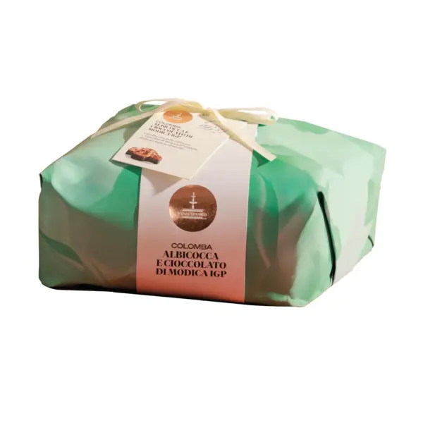 colomba albicocca e cioccolato di modica