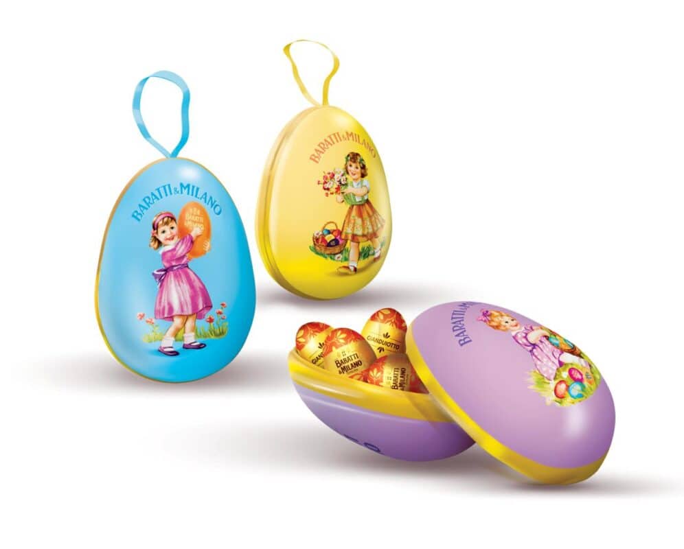 uova in metallo vintage con ovetti piccole