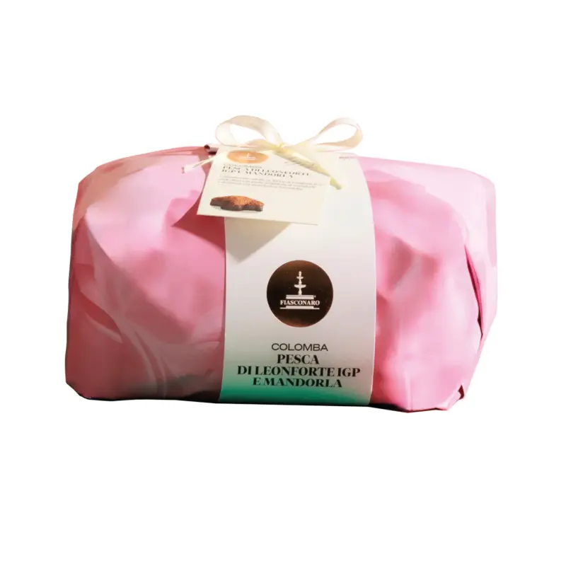 colomba con canditi di pesca di leonforte igp e mandorla