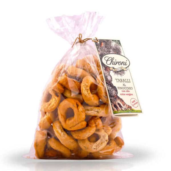 taralli fatti a mano al finocchio
